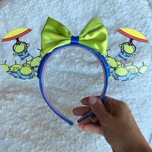 Green Bow Alien Acryclic - Toy Story Buzz Mickey Ears Disney Headband